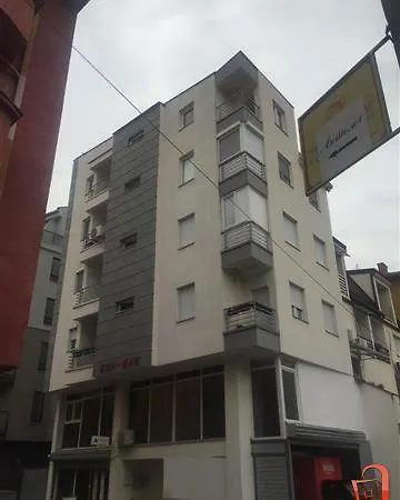 아파트 Luxury Centre